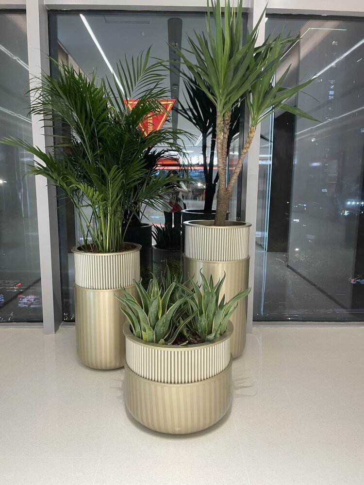耶利雅 金属花缸
