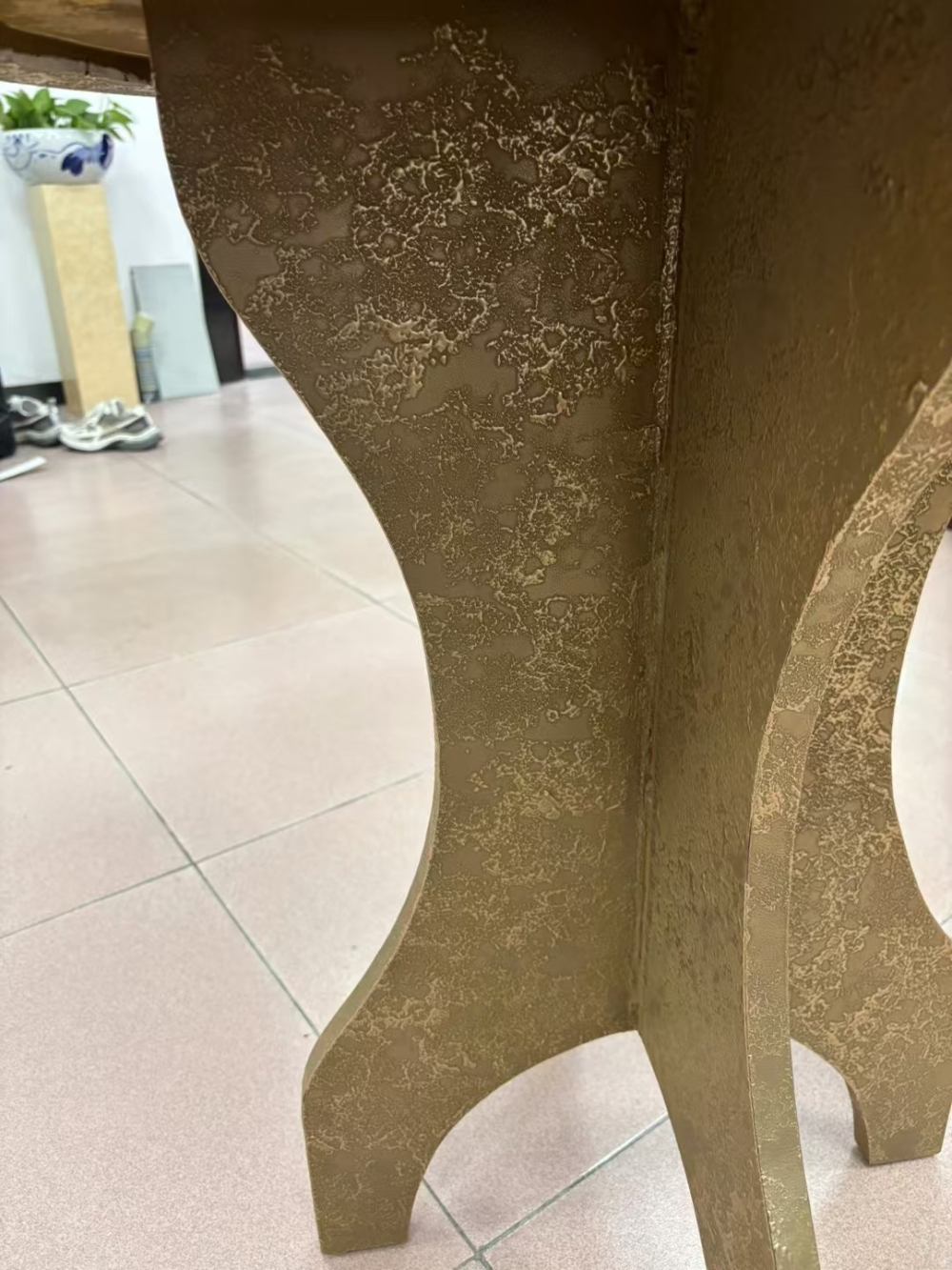 液态金属板