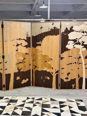 多层木皮镶嵌风景折叠屏风