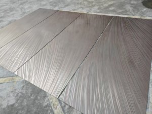 液态金属板