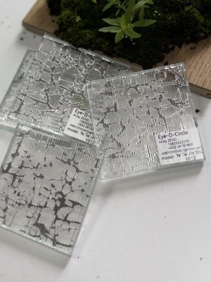 夹丝玻璃